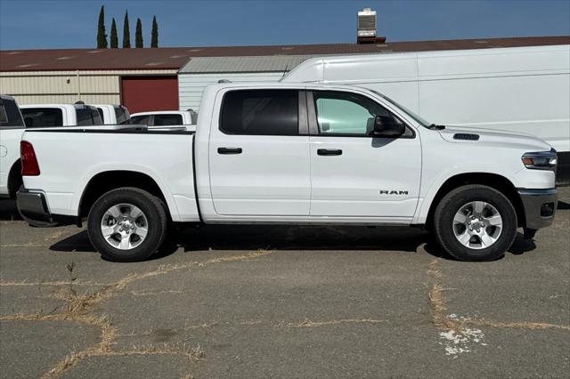 2025 RAM Ram 1500 RAM 1500 BIG HORN CREW CAB 4X4 57 BOX