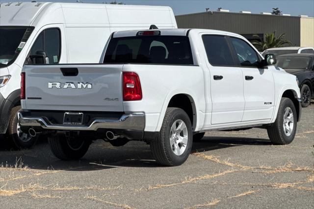 2025 RAM Ram 1500 RAM 1500 BIG HORN CREW CAB 4X4 57 BOX