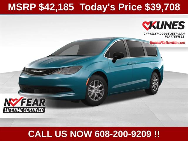 2025 Chrysler Voyager VOYAGER LX