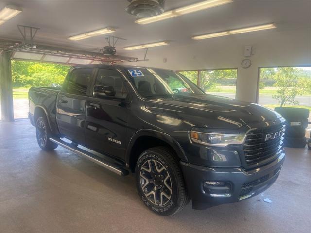 2025 RAM Ram 1500 RAM 1500 LARAMIE CREW CAB 4X4 57 BOX