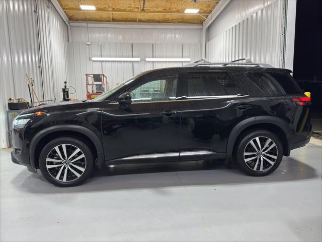 2024 Nissan Pathfinder Platinum 4WD
