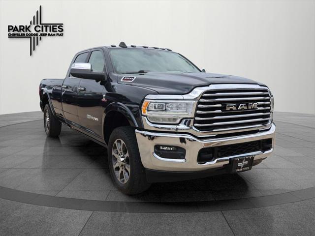 2019 RAM 3500 Longhorn Crew Cab 4x4 8 Box