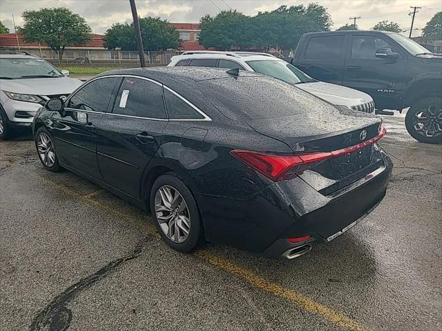 2019 Toyota Avalon XLE