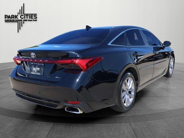 2019 Toyota Avalon XLE