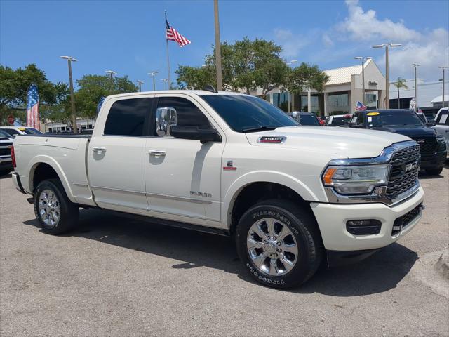 2020 RAM 3500 Limited Crew Cab 4x4 64 Box