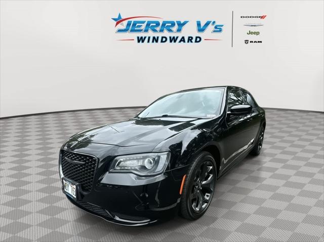 2021 Chrysler 300 Touring
