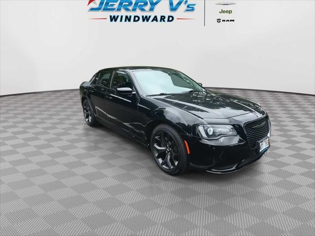 2021 Chrysler 300 Touring