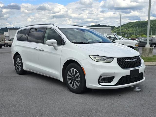 2021 Chrysler Pacifica Hybrid Touring L