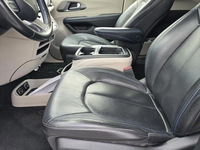 2021 Chrysler Pacifica Hybrid Touring L