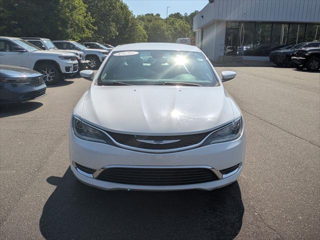 2017 Chrysler 200 Limited Platinum