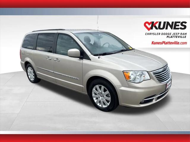 2016 Chrysler Town and Country Touring