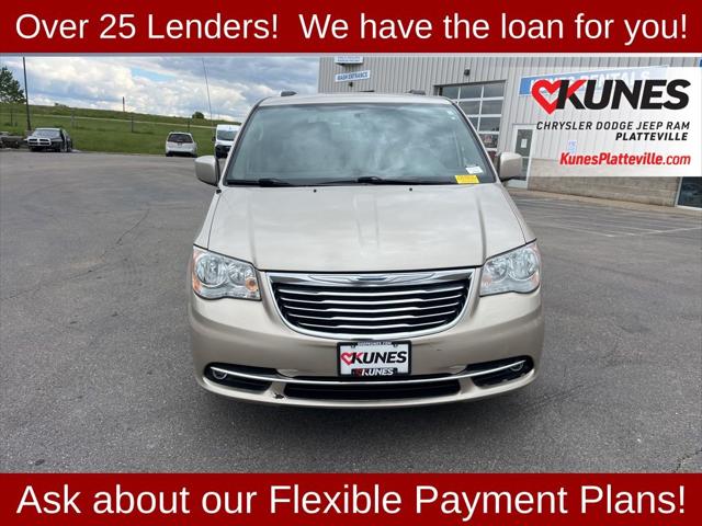 2016 Chrysler Town and Country Touring