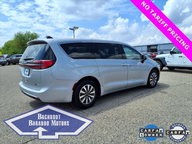 2023 Chrysler Pacifica Hybrid Touring L