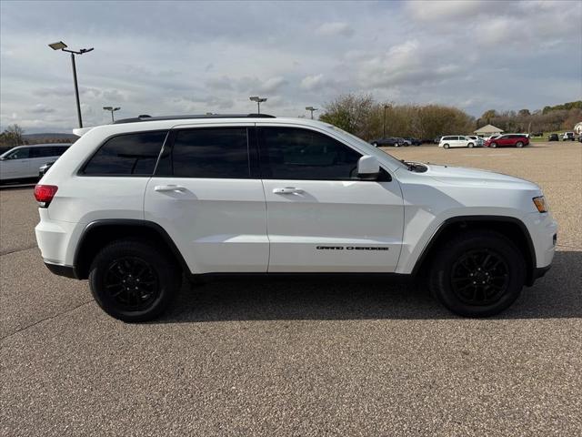 2020 Jeep Grand Cherokee Laredo
