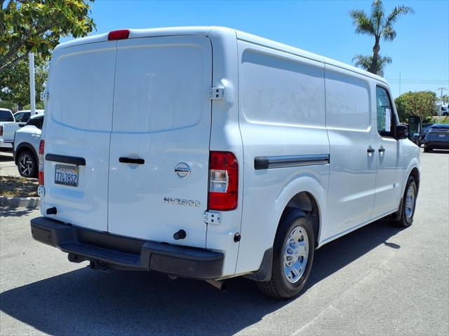 2018 Nissan 2500 SV V8