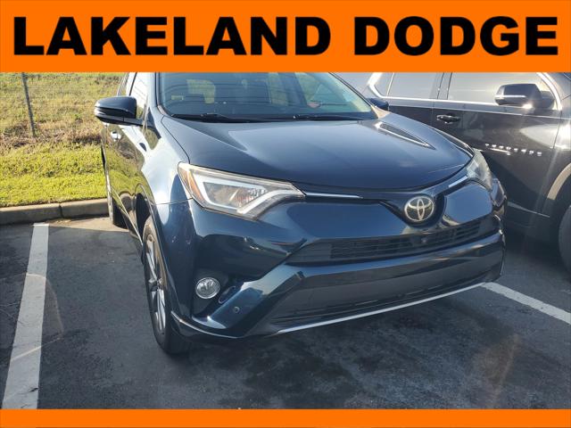 2017 Toyota RAV4 Platinum