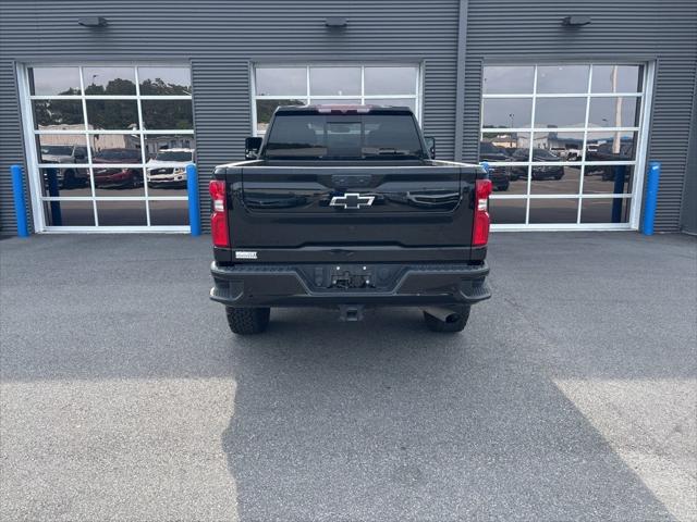 2022 Chevrolet Silverado 2500HD 4WD Crew Cab Standard Bed LTZ