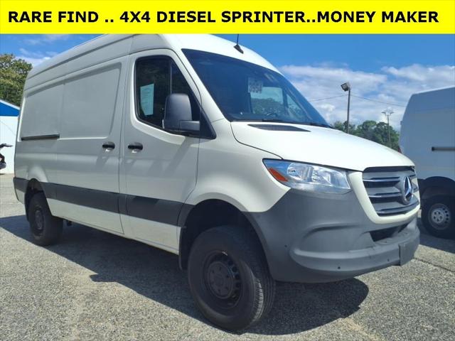 2022 Mercedes-Benz Sprinter 2500 Standard Roof V6