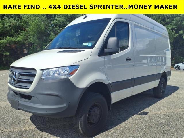 2022 Mercedes-Benz Sprinter 2500 Standard Roof V6