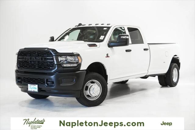 2024 RAM 3500 Tradesman Crew Cab 4x4 8 Box