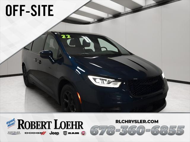 2022 Chrysler Pacifica Hybrid Touring L