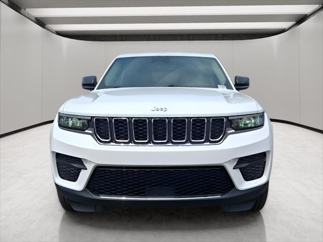 2024 Jeep Grand Cherokee Laredo X 4x4
