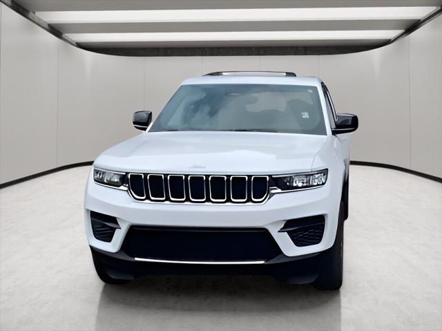 2024 Jeep Grand Cherokee Laredo X 4x4