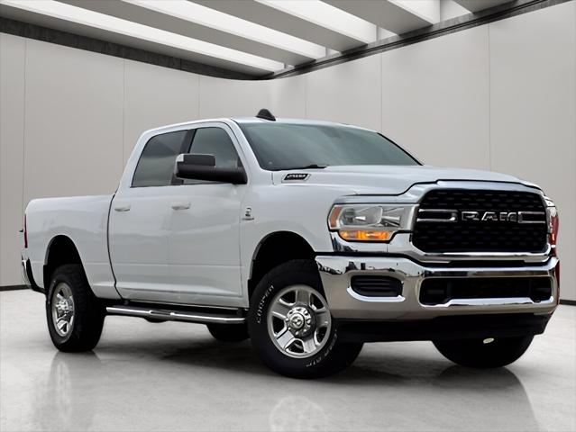 2022 RAM 2500 Big Horn Crew Cab 4x4 64 Box