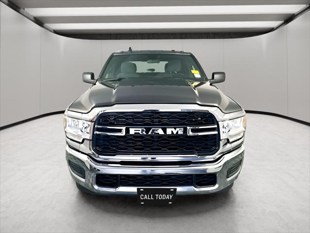 2022 RAM 2500 Tradesman Crew Cab 4x4 8 Box