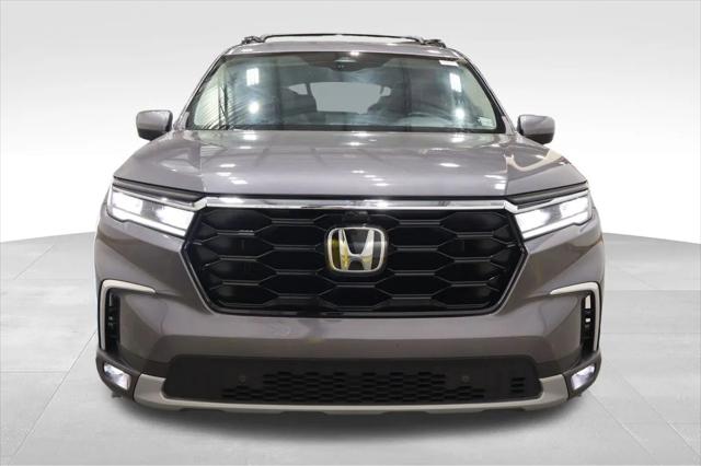 2023 Honda Pilot AWD Elite