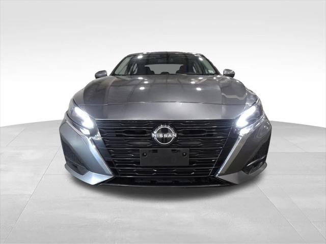2023 Nissan Altima SV FWD