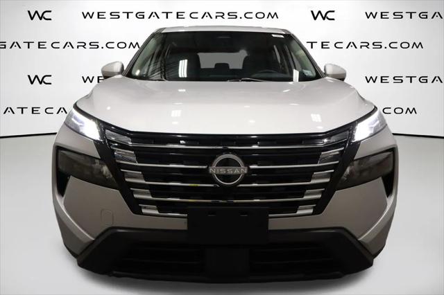 2024 Nissan Rogue SV FWD