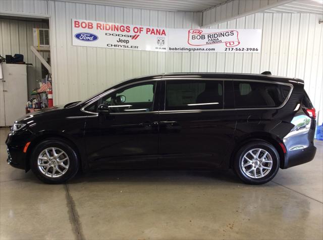 2025 Chrysler Pacifica PACIFICA SELECT