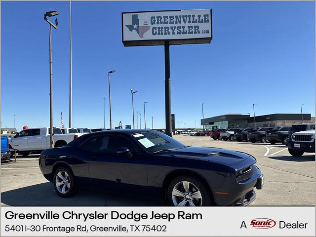 2015 Dodge Challenger SXT