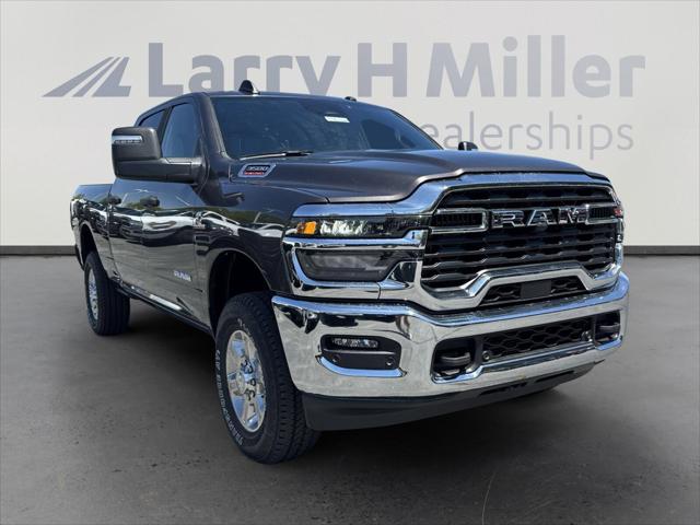 2025 RAM Ram 3500 RAM 3500 BIG HORN CREW CAB 4X4 64 BOX