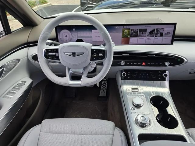 2026 Genesis GV70 Standard