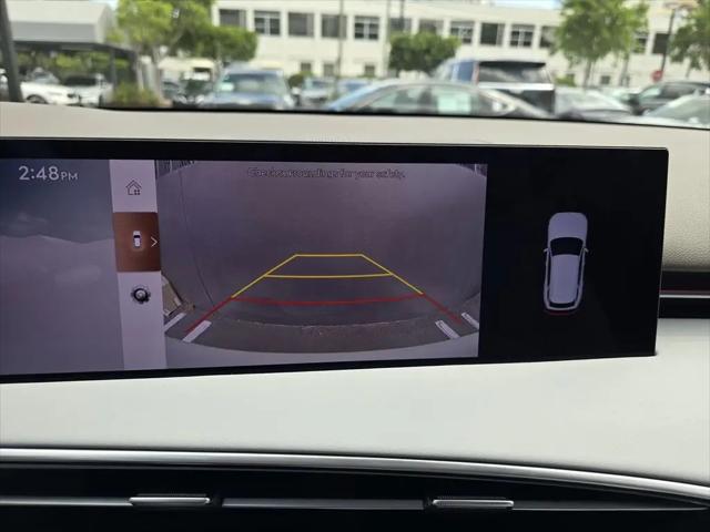 2026 Genesis GV70 Standard
