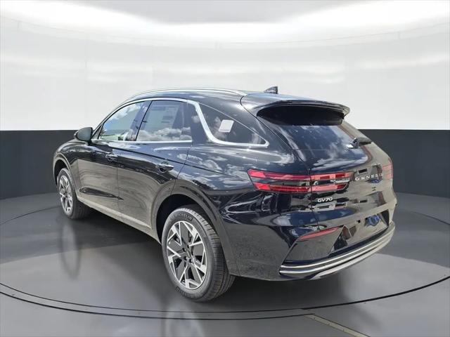 2026 Genesis GV70 Standard