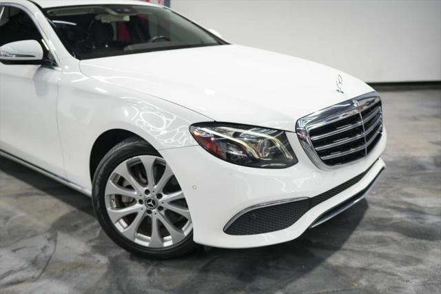 2018 Mercedes-Benz E-CLASS E 300 E 300