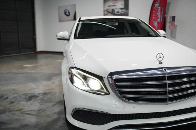 2018 Mercedes-Benz E-CLASS E 300 E 300