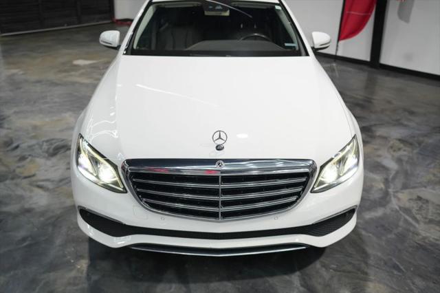 2018 Mercedes-Benz E-CLASS E 300 E 300