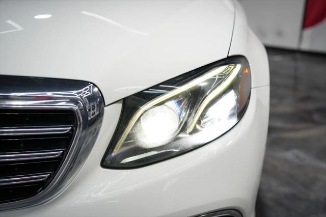 2018 Mercedes-Benz E-CLASS E 300 E 300