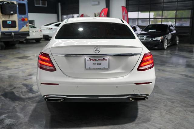 2018 Mercedes-Benz E-CLASS E 300 E 300