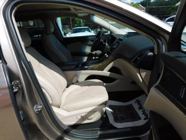 2019 Lincoln Nautilus Reserve
