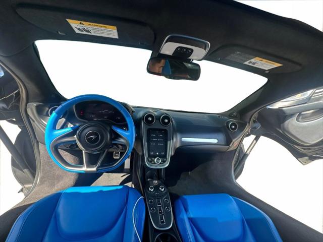 2023 McLaren GT Base