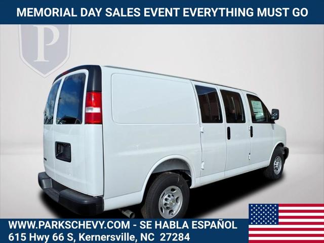 2025 Chevrolet Express Cargo Van RWD 2500 Regular Wheelbase WT