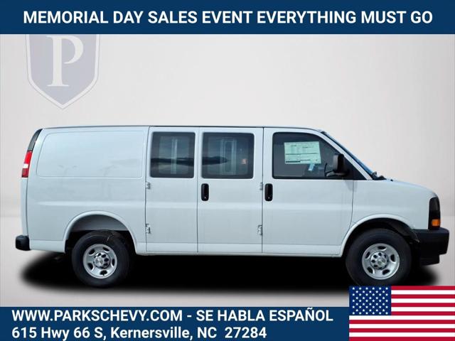 2025 Chevrolet Express Cargo Van RWD 2500 Regular Wheelbase WT