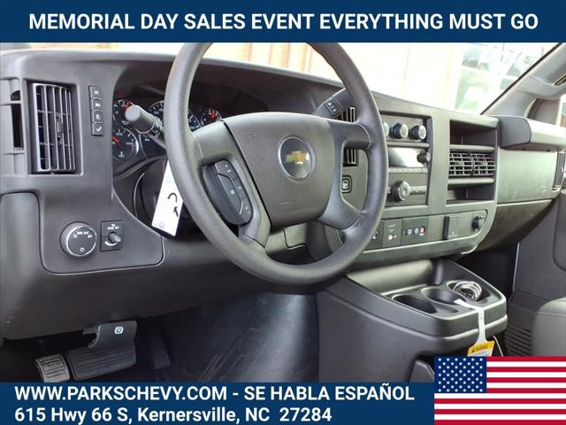 2025 Chevrolet Express Cargo Van RWD 2500 Regular Wheelbase WT