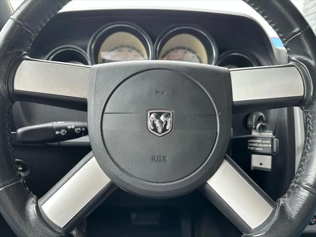 2010 Dodge Challenger SE