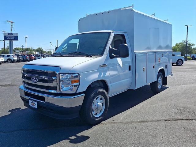 2026 Ford E-350 Cutaway E-Series Cutaway